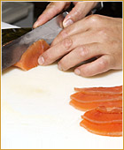 秋鮭の昆布〆マリネ＆コシヒカリと柿のサラダ 梅干バルサミコドレッシングがけ